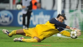 球友体育直播-PES2012游戏中的英超球队列表与游戏表现对比